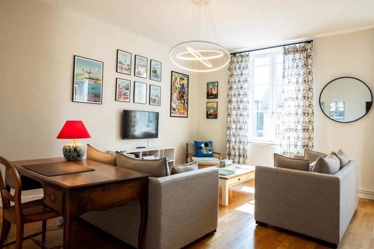 Bel Appartement, Bien Equipe Et Confortable Dans Le Centre Historique Fougères Zewnętrze zdjęcie