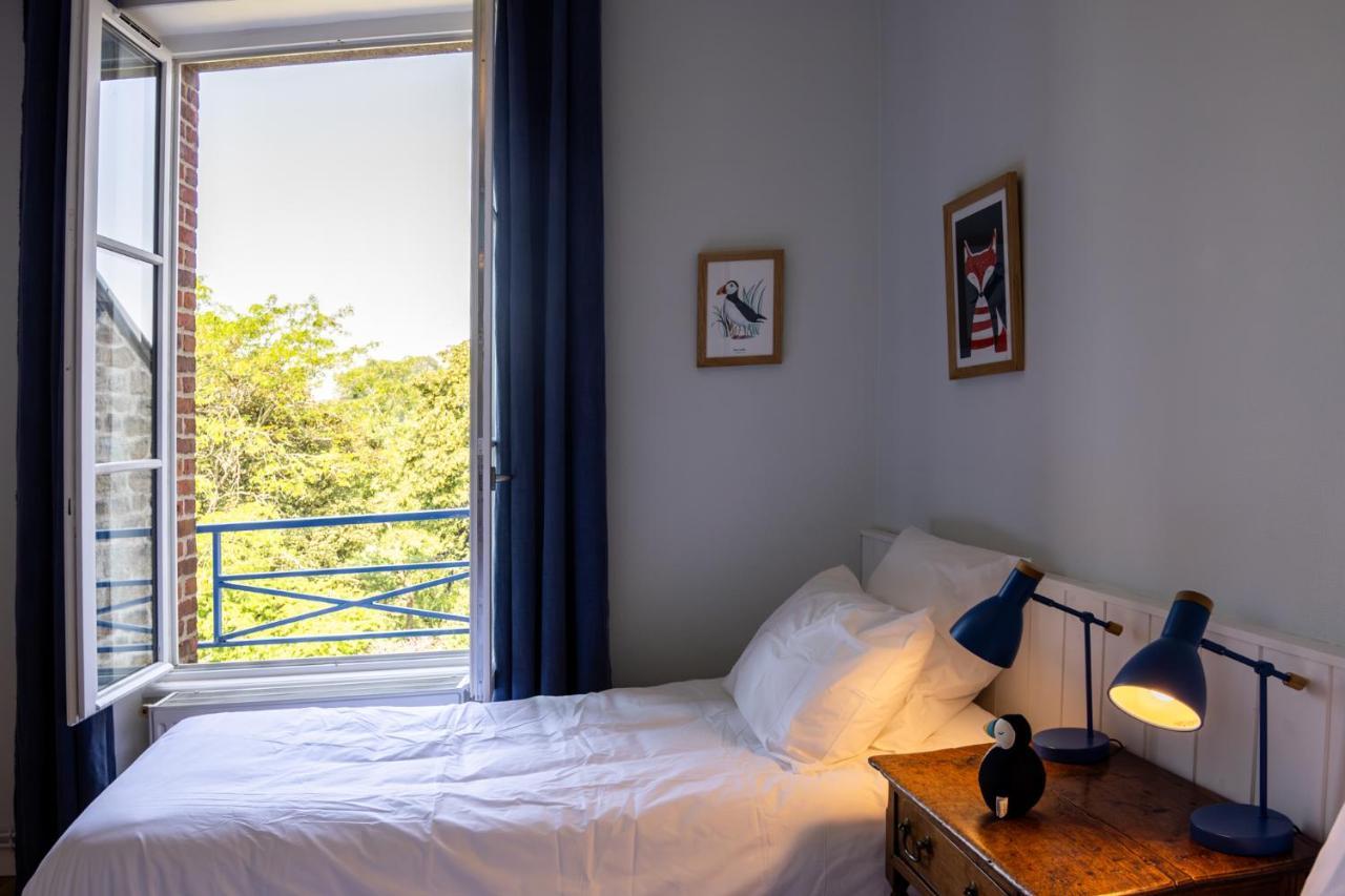 Bel Appartement, Bien Equipe Et Confortable Dans Le Centre Historique Fougères Zewnętrze zdjęcie